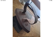 antique cast iron flat iron no18 1900s