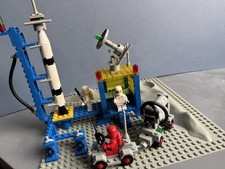 LEGO Space: Alpha 1 Rocket Base 483-1 Vintage Space Set