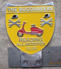 vintage vespa badges PLACCA