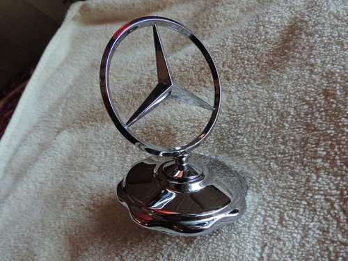 New mercedes hood - star, with