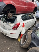 Hyundai I20 2013 Breaking