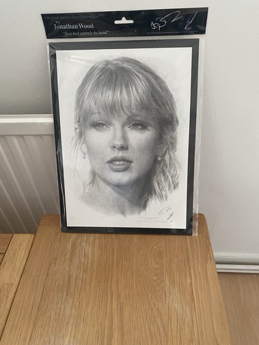 Taylor swift pencil - taylor, print