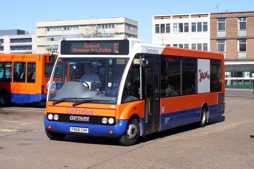 Centrebus 305 stevenage mar - centrebus, no.305
