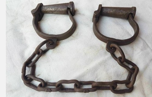 Handcrafted heavy chain - handcrafted,