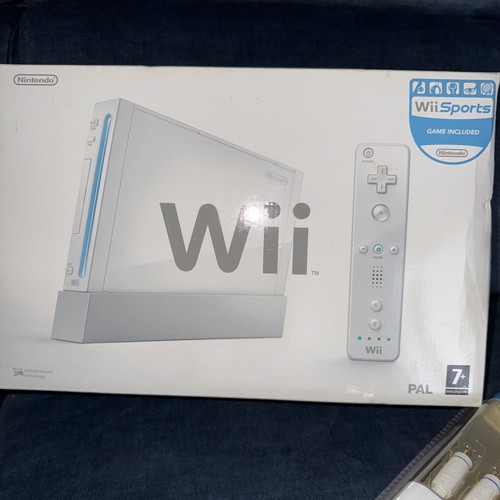 Nintendo wii console - nintendo,