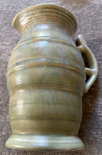 Beswick art deco - marbled, green