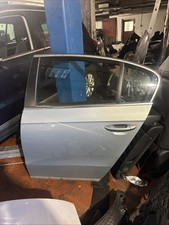 2014 GENUINE VW PASSAT B7 REAR
