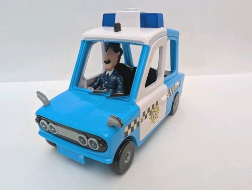 Postman pat selby - postman,
