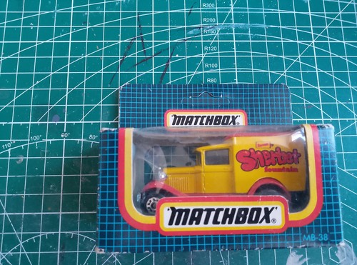 Matchbox ford model - model,
