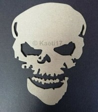 Sinister skull die chipboard