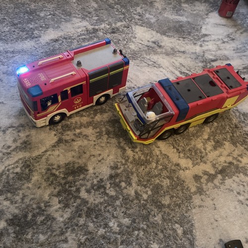 Playmobil fire engine - fire,