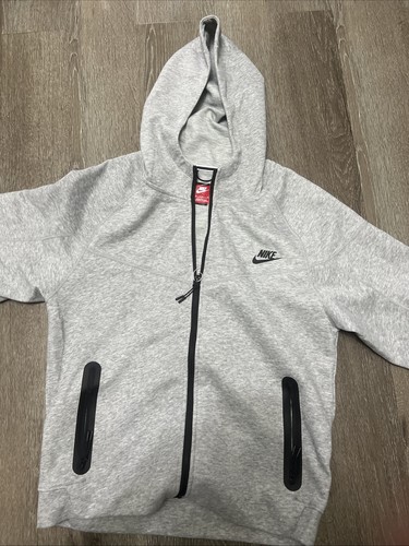 Grey nike tech new season - tech,