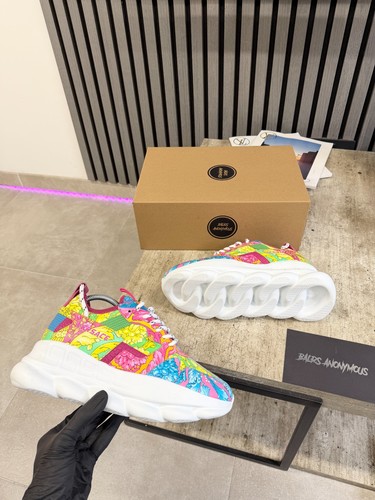 Versace chain reaction - versace,