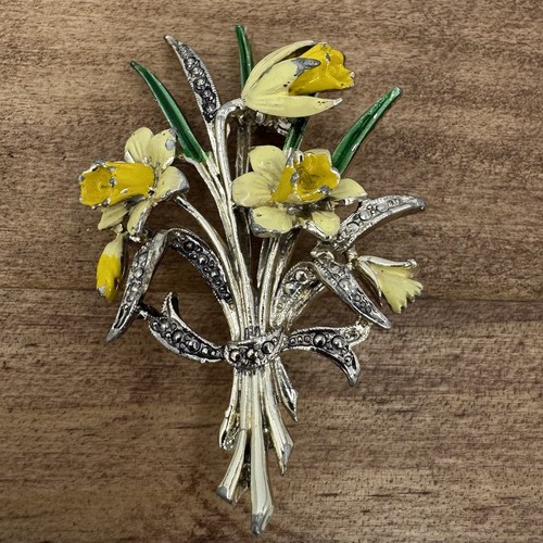 Vintage exquisite brooch - vintage,