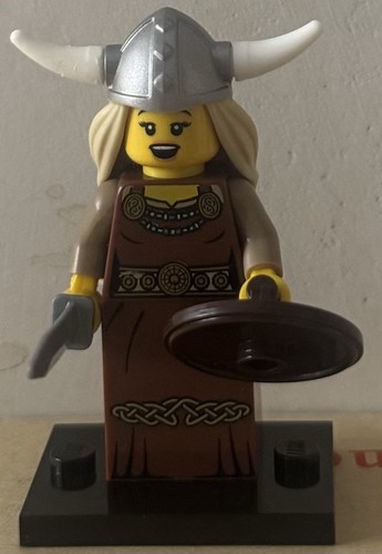 Lego viking woman - woman, minifigure