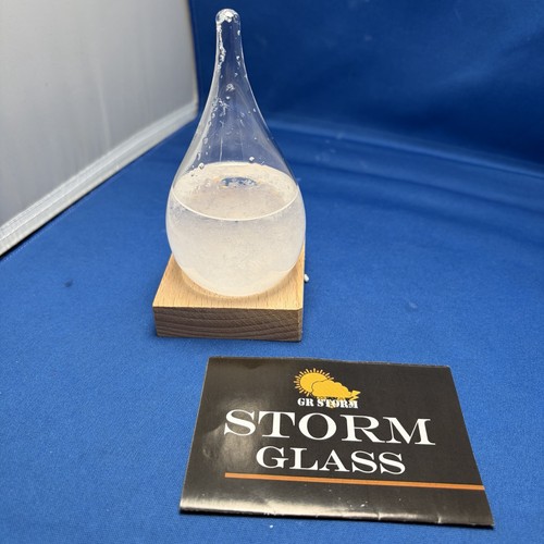 Storm glass standing - storm,