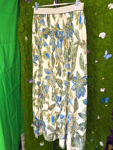 New collection women - new, cream