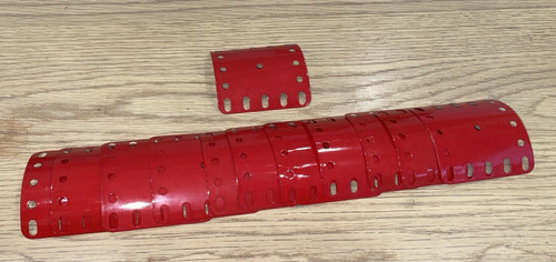 Meccano parts 200 - parts, red