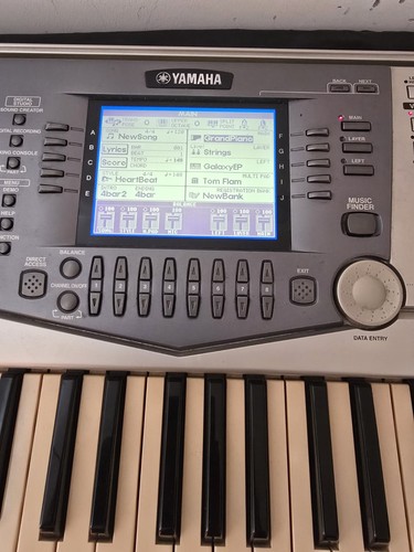 Yamaha psr 2000 with bag - psr, and