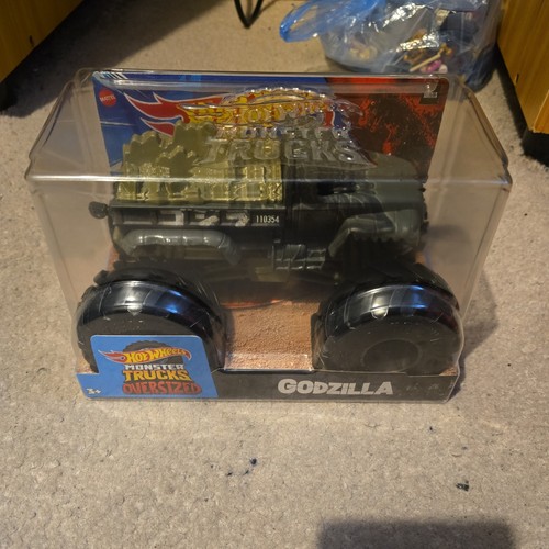 Hot wheels monster trucks - hot,