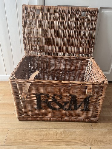 Large genuine fortnum - genuine,