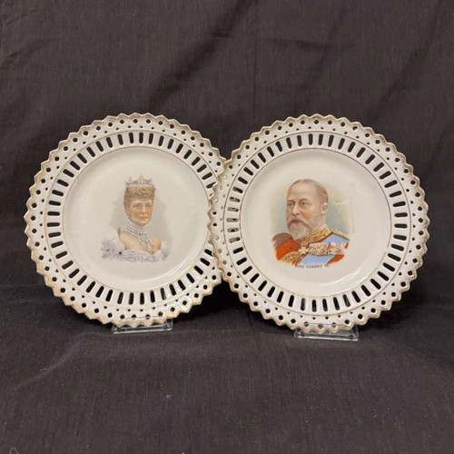 Royal memorabilia over 120 - memorabilia,
