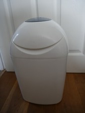 Tommee Tippee Sangenic Nappy Bin Disposal Tub White Twist & Click Rubbish Bin
