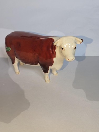 Beswick hereford cow model - cow, no