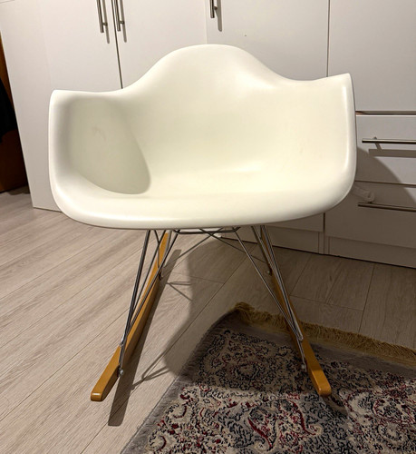 Modern white moulded - white, plastic