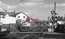 PHOTO  ATLAS CRANE IN