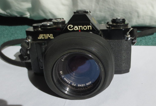 Canon 35mm film slr - canon, av-1