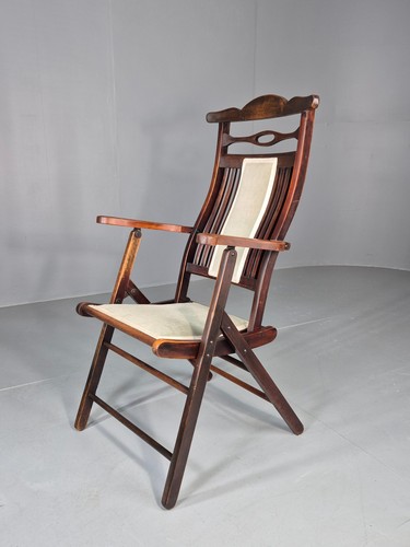 Early 20th century - century, folding