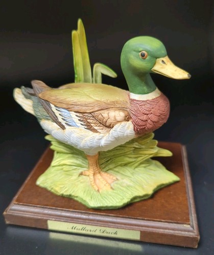 Vintage 1985 lefton nest egg - lefton, "nest