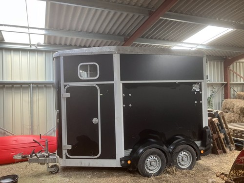 Ifor williams horse trailer - ifor,