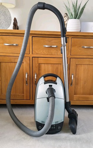 Miele revolution s556 cylinder - s556,