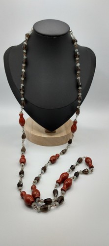 Glass beads necklace - in, brown
