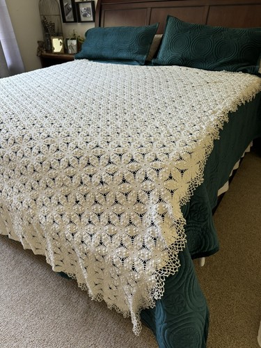 Vintage hand crocheted bed - crocheted,