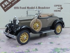 Danbury Mint 11931 Ford Model A Roadster - 1:24 scale diecast model boxed