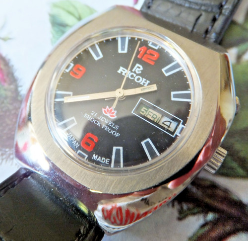 Black dial 36mm 1970 - black,