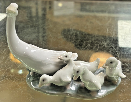 Lladro little ducks after - lladro,