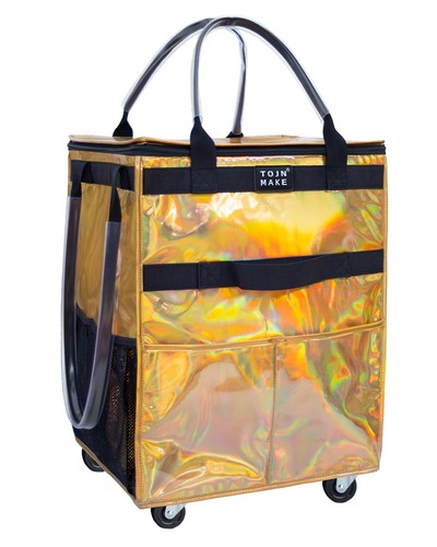 Reusable grocery bag wheels - on,