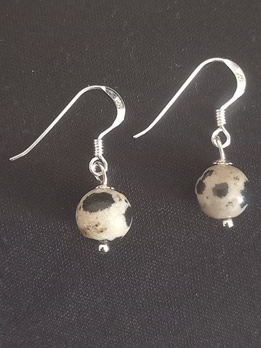 Dalmatian spots jasper - dalmatian, round