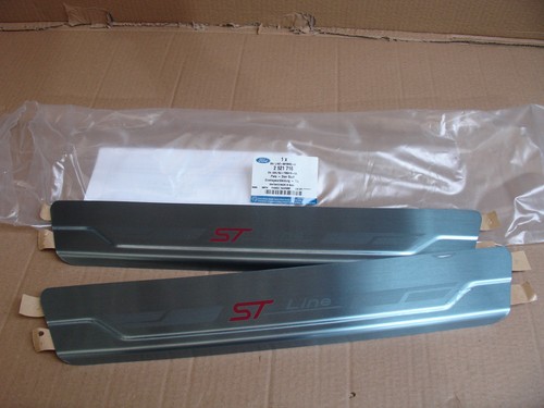 2521716 front door step - front,