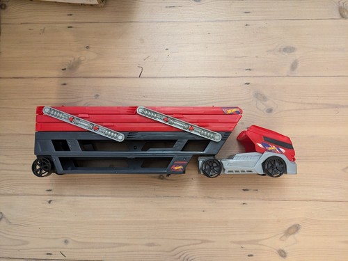 Hot wheels monster truck - hot,