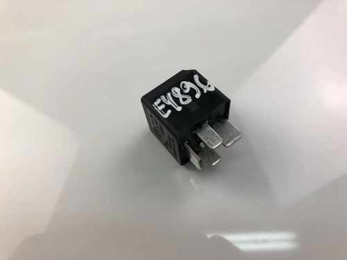 E4896 bmw e90 relays - 3, 6901469