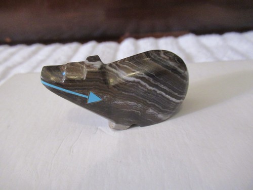 Bear zuni fetish carving - zuni,