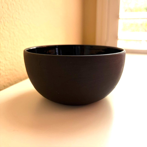 Wedgwood small black basalt - small,