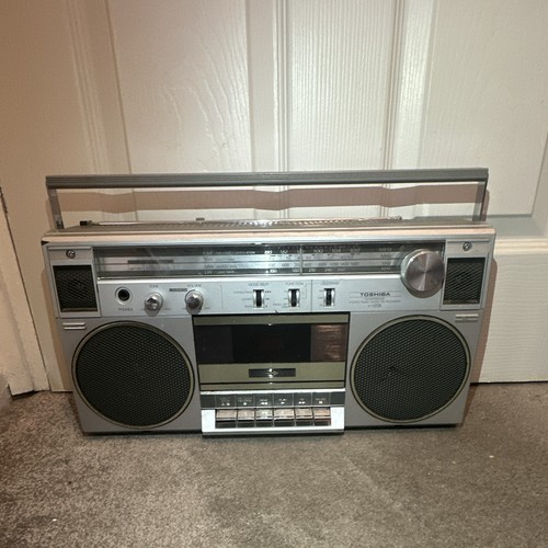 Toshiba 120s boombox - boombox, radio