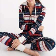 Abercrombie & Fitch VTG Y2K Hooded One-Piece Fair Isle Winter Pattern Pajamas