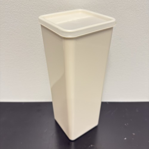 Vintage tupperware almond - vintage,